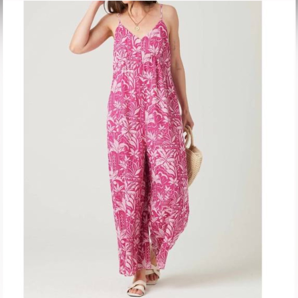 🆕BILA. 77 ARNAZ JUMPSUIT // FUCHSIA (Sz XS, S, M,L)